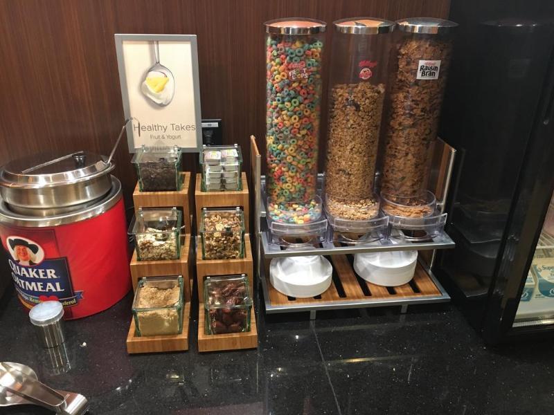 Towneplace Suites By Marriott Detroit Troy Ngoại thất bức ảnh